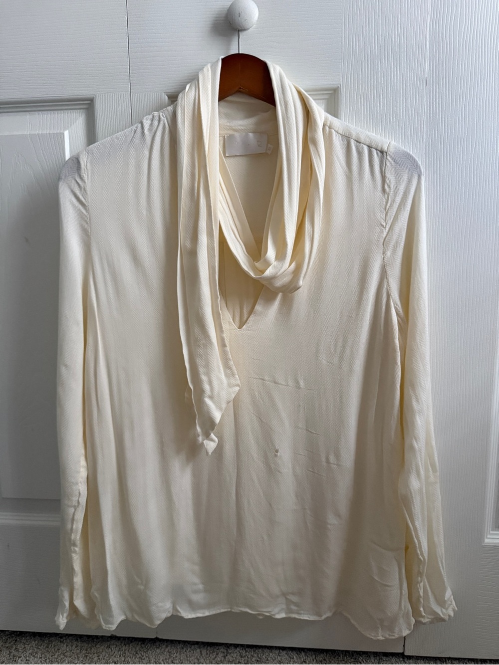 The Jetset Diaries Empire Tie-Neck Long Sleeve Blouse